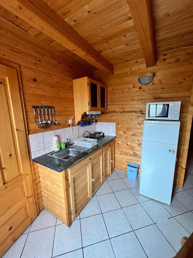 Almos Apartman Balatonfenyves Dış mekan fotoğraf