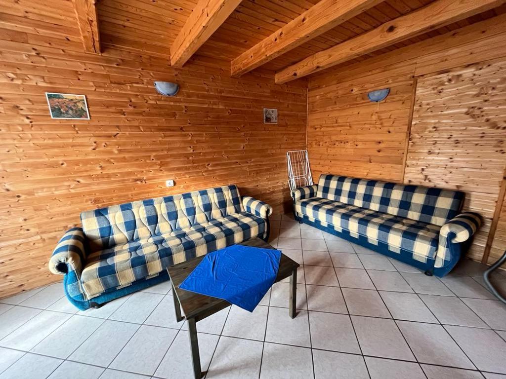 Almos Apartman Balatonfenyves Dış mekan fotoğraf