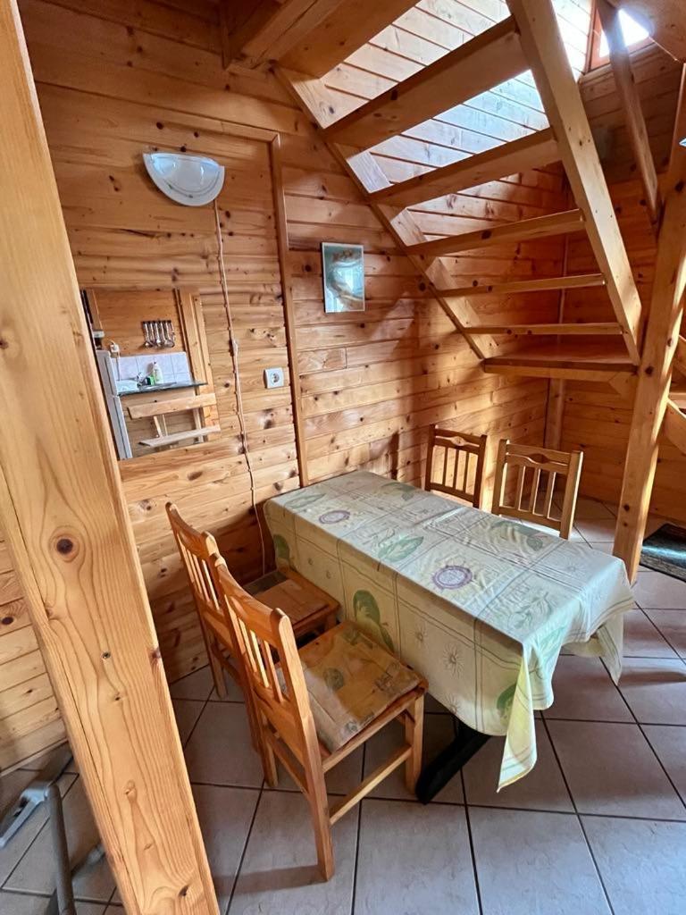 Almos Apartman Balatonfenyves Dış mekan fotoğraf